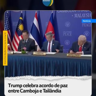 O presidente dos Estados Unidos, Donald Trump, participou neste domingo, 26, da assinatura de um acordo de cessar-fogo entre Camboja e Tailândia, durante sua passagem por Kuala Lumpur, na Malásia.

O documento foi assinado pelos primeiros-ministros Hun Manet, do Camboja, e Anutin Charnvirakul, da Tailândia, com a presença de Trump e do premiê malaio, Anwar Ibrahim.

#eua #camboja #tailandia #monitordademocracia