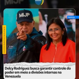 Rodríguez, 56 ‍anos, uma tecnocrata discreta, mas rigorosa, que atuou como vice-presidente e ministra do petróleo, nomeou ‌um ex-presidente do banco central para ajudar a administrar a economia, um chefe de gabinete e, o que é crucial, um novo líder da temida DGCIM, a agência militar de contrainteligência criada ao longo de décadas com a ajuda cubana.

O major-general Gustavo González, de 65 anos, agora chefiará a agência.

O outro grupo principal do governo é liderado por Cabello. O ministro, que também lidera o partido socialista governista PSUV, é um ex-militar com ‌um programa semanal de quatro horas na TV estatal que está no ar há 12 anos.

Até o momento, Cabello tem se mostrado conciliador com Rodríguez, dizendo que eles estão “muito unidos”. Ele chegou ⁠ao discurso nacional de quinta-feira ao lado da presidente encarregada e de seu irmão Jorge, presidente da Assembleia Nacional. Mas fontes com conhecimento do relacionamento entre eles disseram à Reuters que ele continua sendo a maior ameaça à capacidade de governar da “czarina”.

#delcyrodriguez #diosdadocabello #venezuela #padrinolopez #monitordademocracia