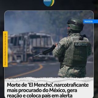 A morte de Nemesio Oseguera Cervantes, conhecido como “El Mencho”, líder do Cartel Jalisco Nueva Generación (CJNG), durante uma operação conduzida pelas Forças Armadas mexicanas em Tapalpa, no estado de Jalisco, neste domingo (22/2), desencadeou uma rápida escalada de violência em diferentes regiões do México. Segundo o governador de Jalisco, Pablo Lemus Navarro, vários veículos foram incendiados nas ruas para inibir a ação das autoridades. 

Segundo o veículo mexicano Alma Plus TV, confrontos armados, filas de veículos e bloqueios de estradas também foram registrados em diferentes pontos de Michoacán, Tamaulipas, Zacatecas, Colima e Oaxaca. Testemunhos relataram carros incendiados e interrupções em vias estratégicas, gerando caos na mobilidade e temor entre a população. 

De acordo com relatos nas redes sociais, as imediações do Aeroporto Internacional de Guadalajara, na cidade de Guadalajara, também enfrentaram momentos de tensão. Foram reportados disparos nas proximidades do terminal aéreo, provocando cenas de pânico entre moradores e passageiros. A cidade será uma das sedes da Copa do Mundo FIFA 2026.

#elmencho #méxico #tapalpa #narcotrafico #monitordademocracia