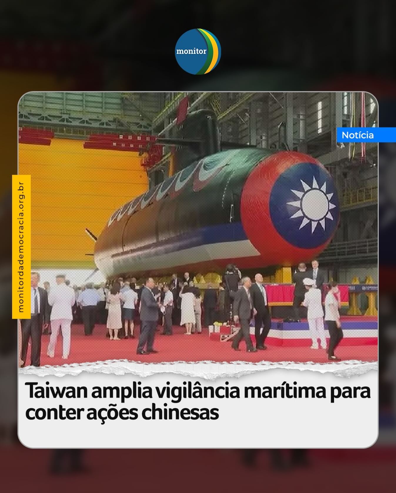 Taiwan está expandindo significativamente sua infraestrutura de vigilância marítima e sistemas de radar para conter as táticas de “zona cinzenta” e as crescentes incursões da China em águas próximas à ilha. O Conselho de Assuntos Oceânicos (OAC) de Taiwan garantiu um orçamento especial de aproximadamente NT$ 29,5 bilhões (cerca de US$ 935 milhões) para modernizar suas capacidades de monitoramento até 2027. O plano inclui a construção de 40 novas embarcações de patrulha e a integração de tecnologias avançadas, como drones (aéreos, de superfície e submarinos), radares costeiros de médio alcance e inteligência artificial para análise de imagens, visando criar uma rede de vigilância em camadas operante 24 horas por dia.

Este reforço estratégico é uma resposta ao aumento expressivo das atividades navais chinesas, com a Guarda Costeira de Taiwan tendo realizado mais de 800 operações de expulsão de navios intrusos apenas no ano anterior. A iniciativa busca garantir alertas antecipados e respostas rápidas a possíveis provocações, assédios ou tentativas de bloqueio naval, fortalecendo a resiliência da ilha diante de um cenário de cerco progressivo por Pequim. Além disso, a aprovação deste orçamento especial ocorre em um momento de impasse político, servindo como uma alternativa para garantir recursos de defesa enquanto o orçamento militar regular enfrenta bloqueios no parlamento taiwanês.

#taiwan #taipei #china #oriente #monitordademocracia