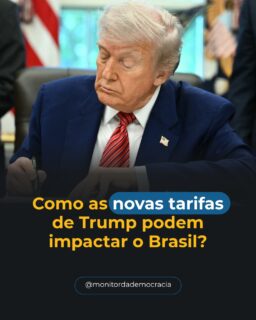As novas tarifas propostas pelo governo Trump podem afetar diretamente a relação comercial entre Brasil e Estados Unidos.

A proposta prevê uma tarifa adicional de 25% sobre determinados produtos brasileiros, após uma investigação comercial conduzida pelo USTR, órgão responsável pela política comercial dos EUA. A investigação aponta questionamentos sobre comércio digital, serviços de pagamento eletrônico, propriedade intelectual, etanol, desmatamento ilegal e outros temas ligados às práticas comerciais brasileiras.

Na prática, quando um produto brasileiro recebe uma tarifa maior, ele fica mais caro para o comprador americano. Isso pode reduzir a competitividade do Brasil, afetar exportadores e pressionar setores produtivos que dependem do mercado internacional.

O caso mostra que comércio exterior também é política. Tarifas, acordos e sanções não impactam apenas empresas: podem influenciar empregos, preços, investimentos e a relação diplomática entre países.

Monitor da Democracia: acompanhe as decisões que movimentam o Brasil e o mundo.